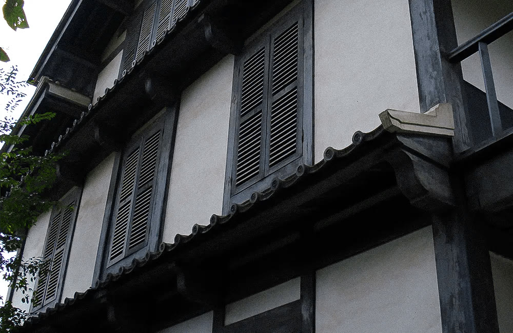 旧羅典神学校の修復復元例 BEFORE 1